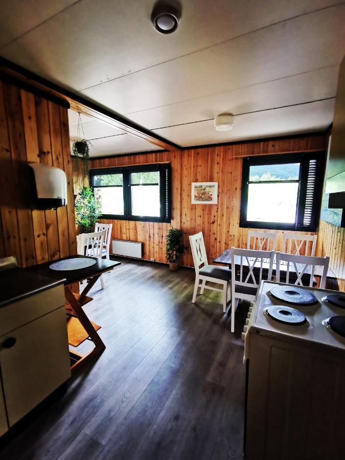 Tommerneset Camping Hotel Innhavet Bagian luar foto