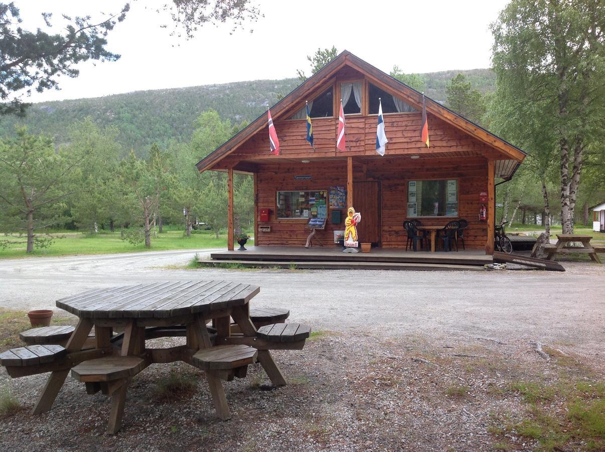 Tommerneset Camping Hotel Innhavet Bagian luar foto